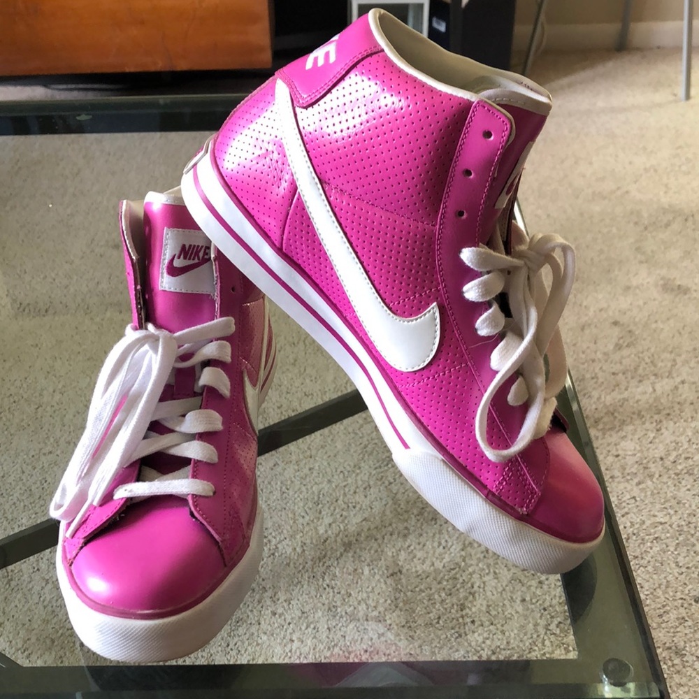 Nike BRS High Top Sneakers